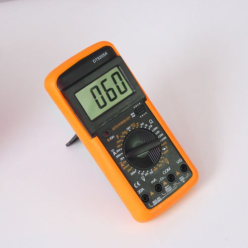 厂家直供高精密数字万用表 dt9205a测量大电容